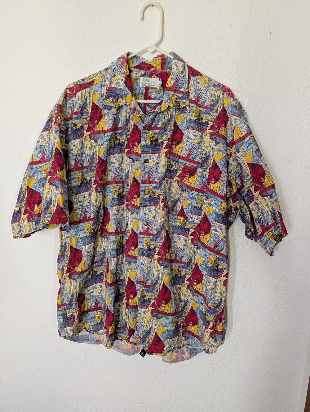 Ike Behar Leisure Abstract Print Button Up Shirt USA Made Size XL Pre Owned